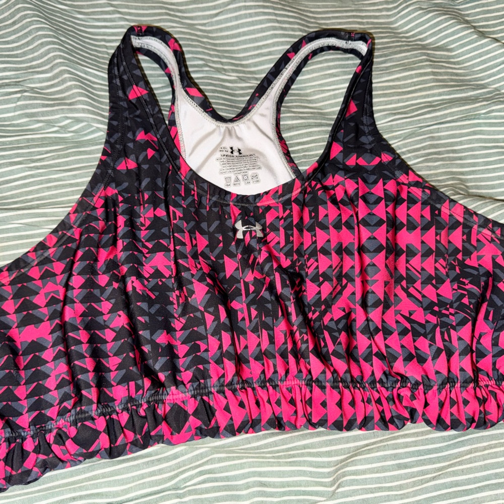 EUC size XXL Under Armour sports bra